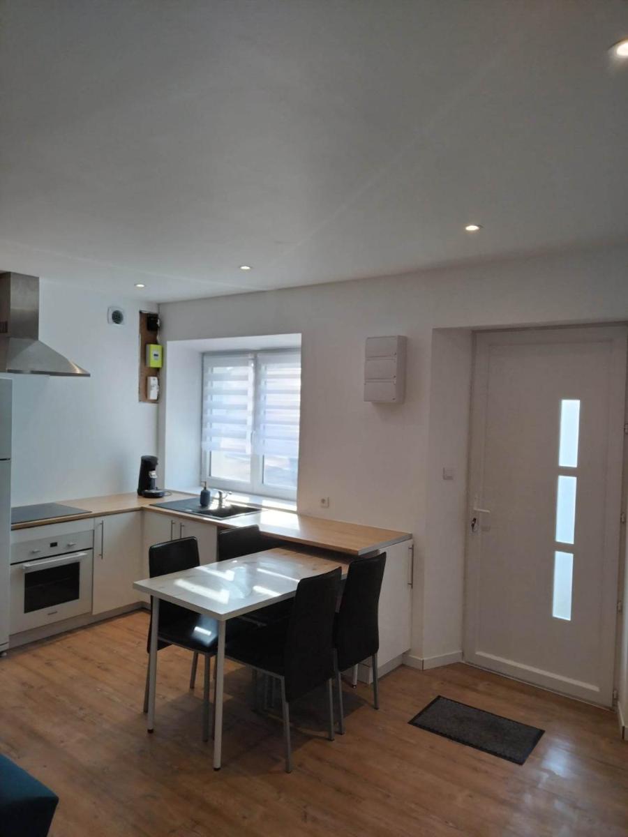 Le Logis du Bourgneuf charmante petite maison - Housity