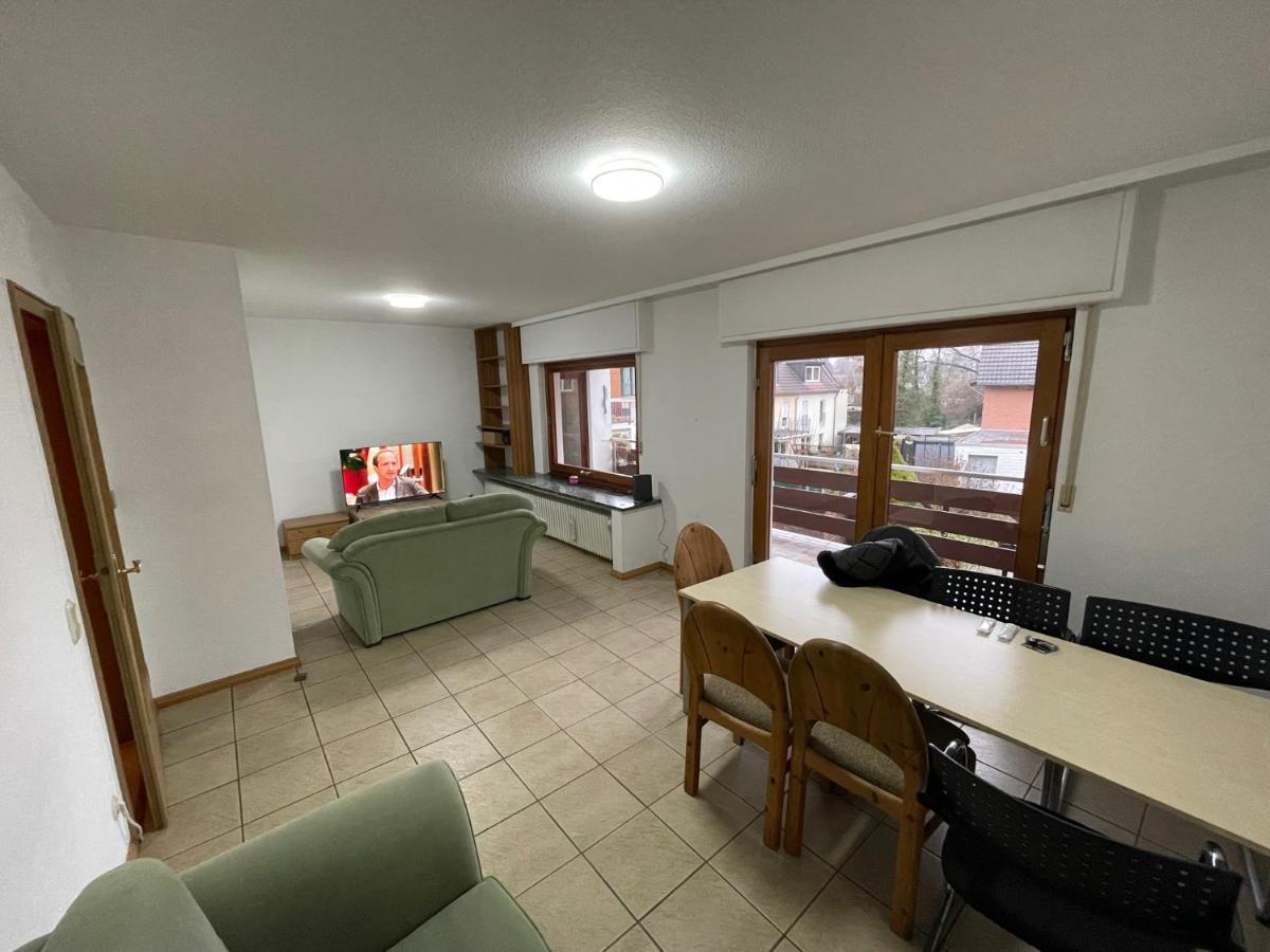 Bonn-Beuel zentrale Ferienwohnung mit Parkplätzen - Housity