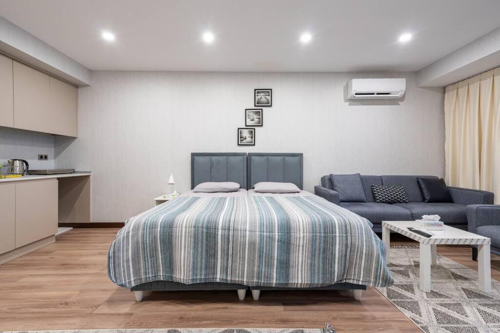 Suitetrails - Lovely Studio Apartment - Istanbul