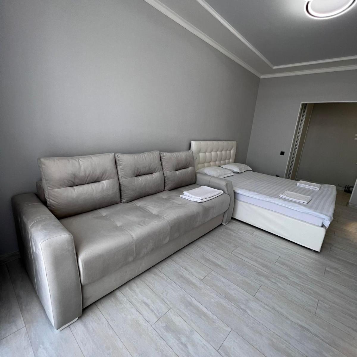 Rich House Shahterov 46/1 - Housity