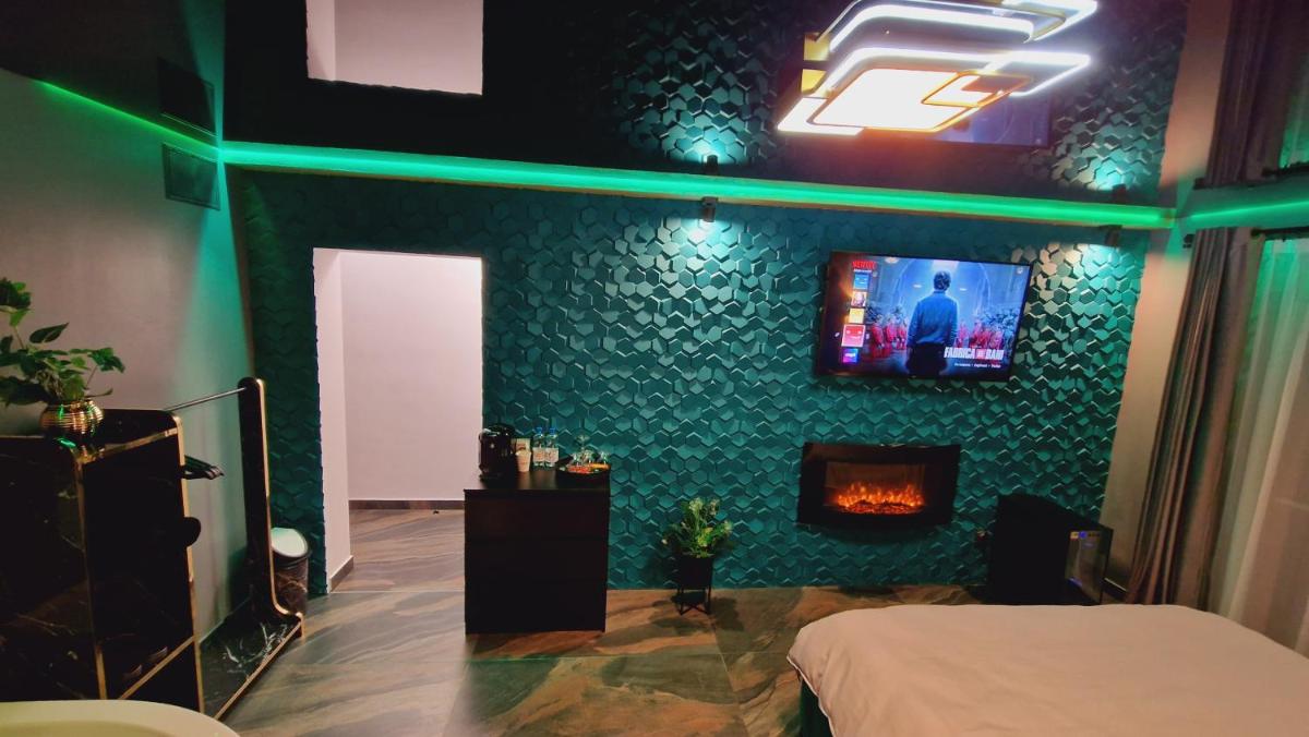 Fantasy Room - Housity