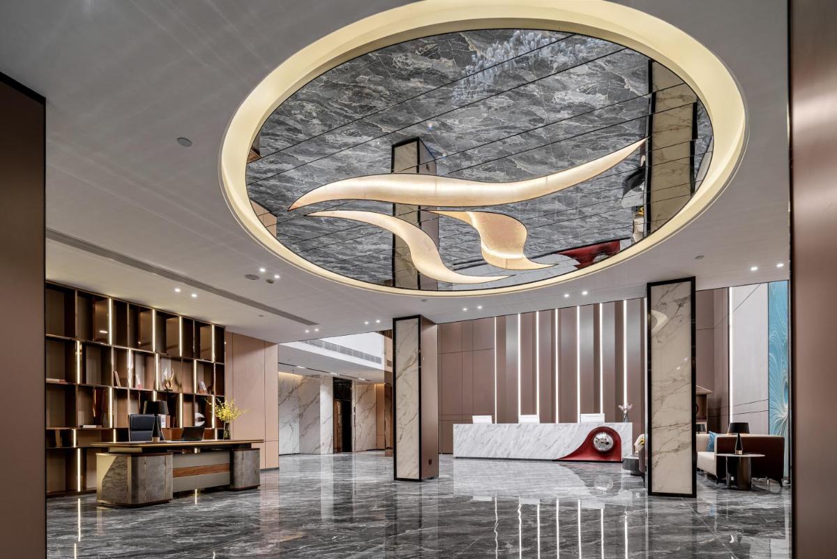Jinshi Hotel - Housity