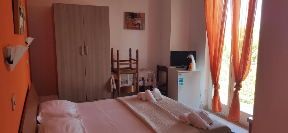 Appartamento Monolocale N3 Balcone a Briatico 2 Min dal mare e 15 min da Tropea - Housity