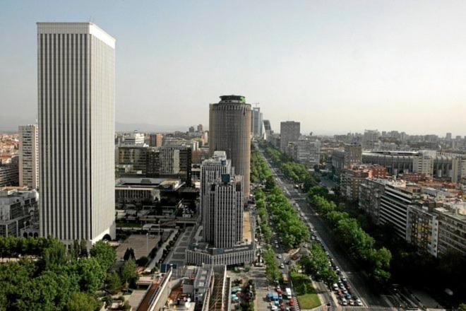 Apartamento en Santiago Bernabéu - Housity