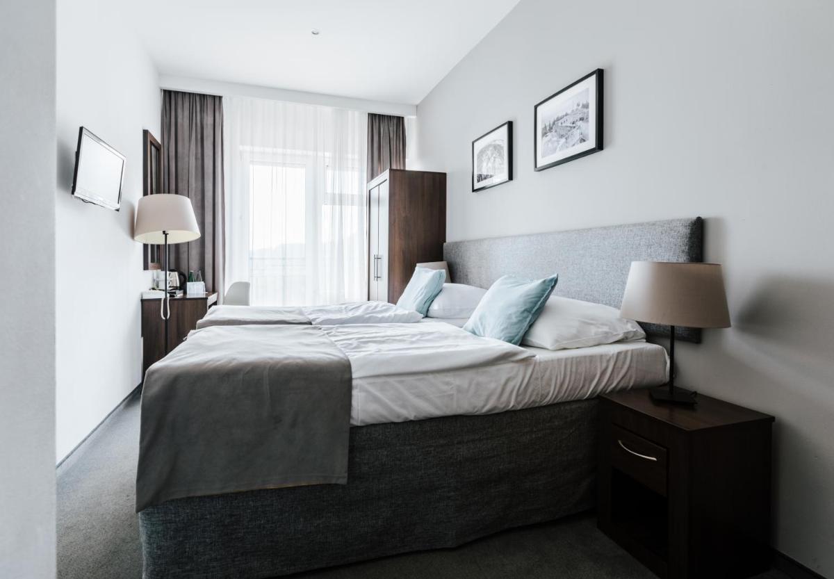 Hotel Srebrna Góra - Housity