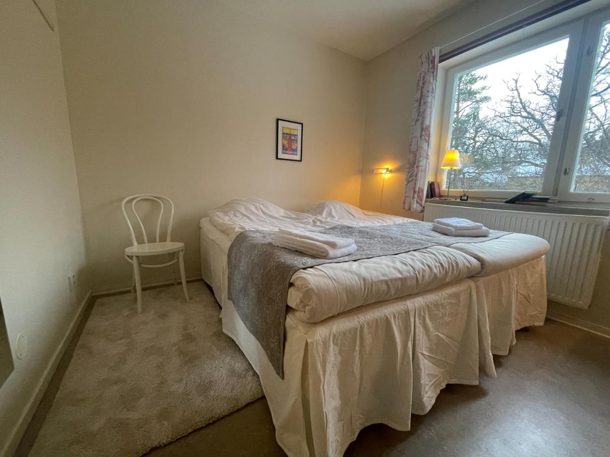 Tollare Bed & Breakfast - Housity