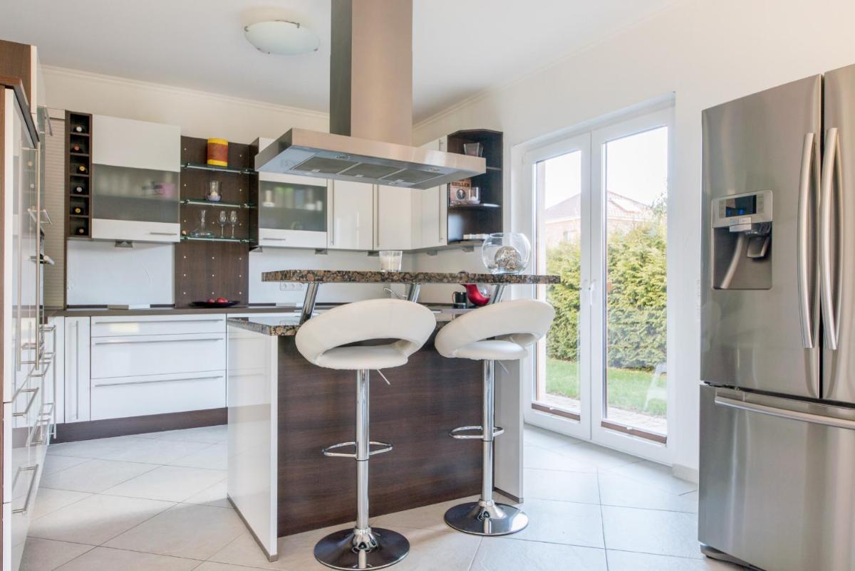 Private Room with own bathroom - Housity