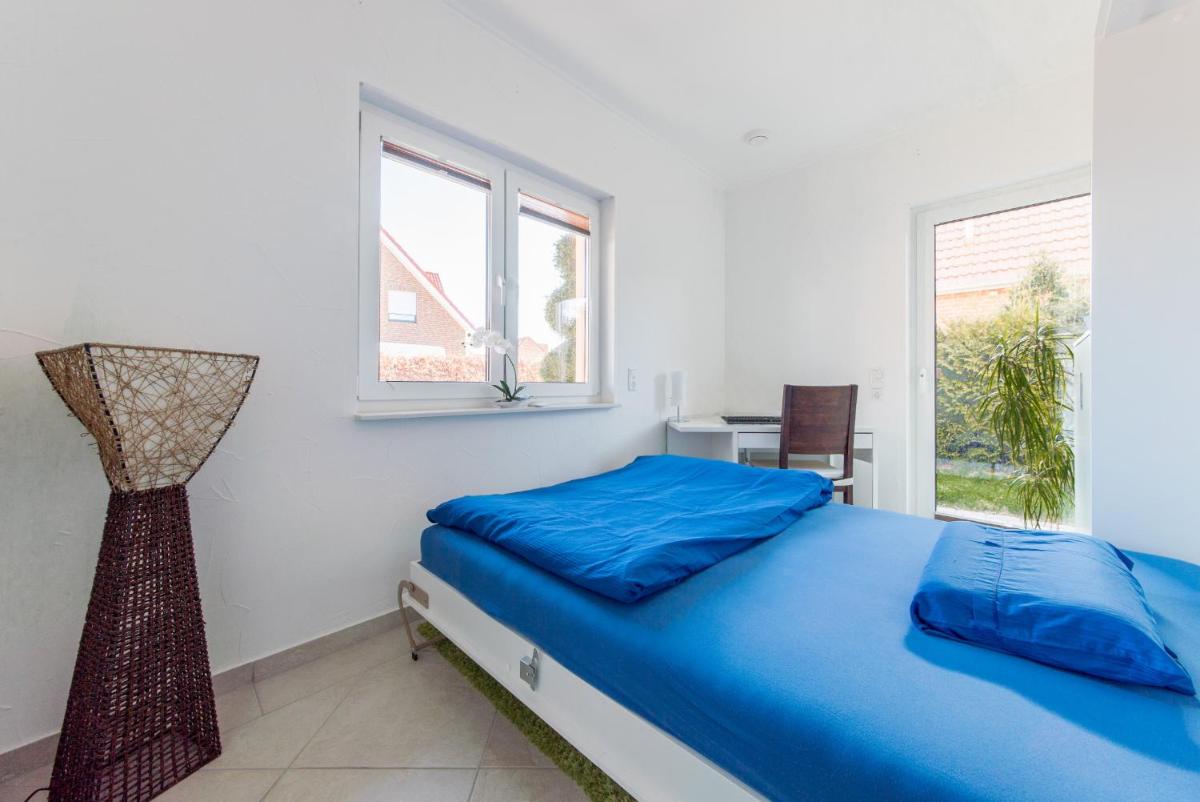 Private Room with own bathroom - Housity