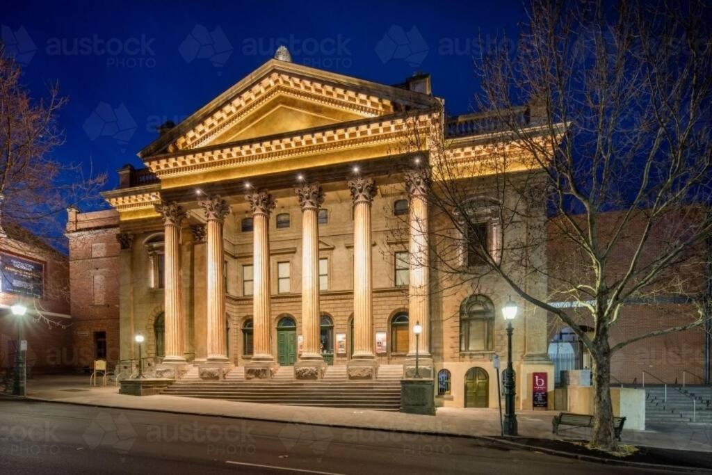 Bendigo CBD Apartment - Housity