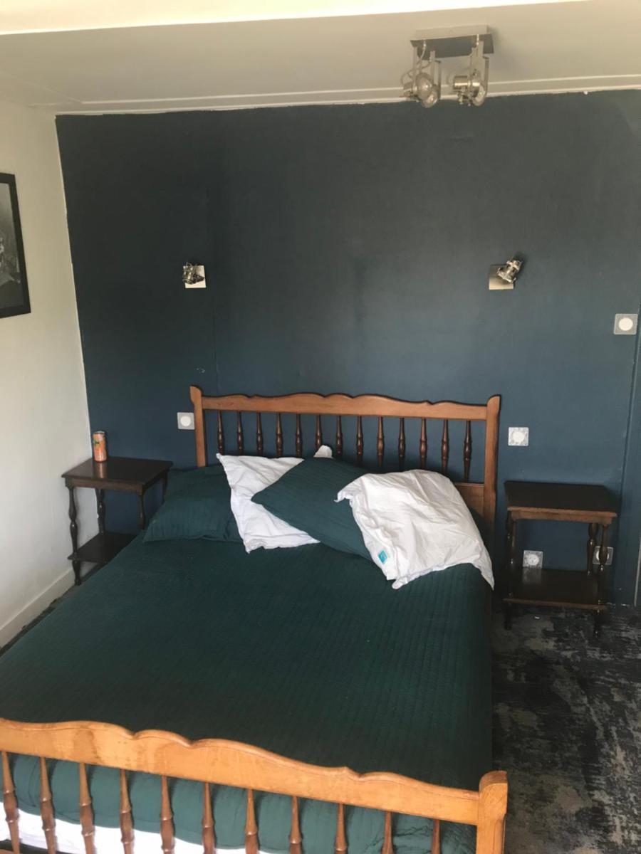 Auberge Du Camfrout - Housity
