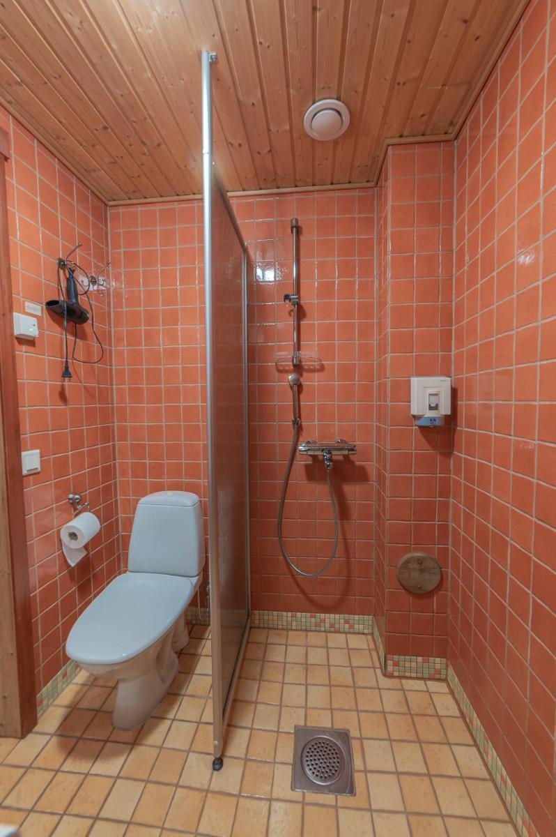 Holiday Village Tahko-Tours - Housity