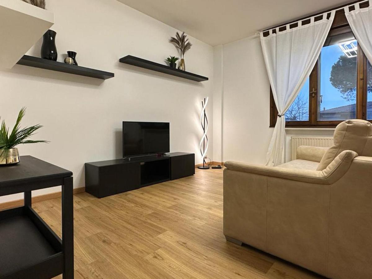 Due Carrare Business - Housity