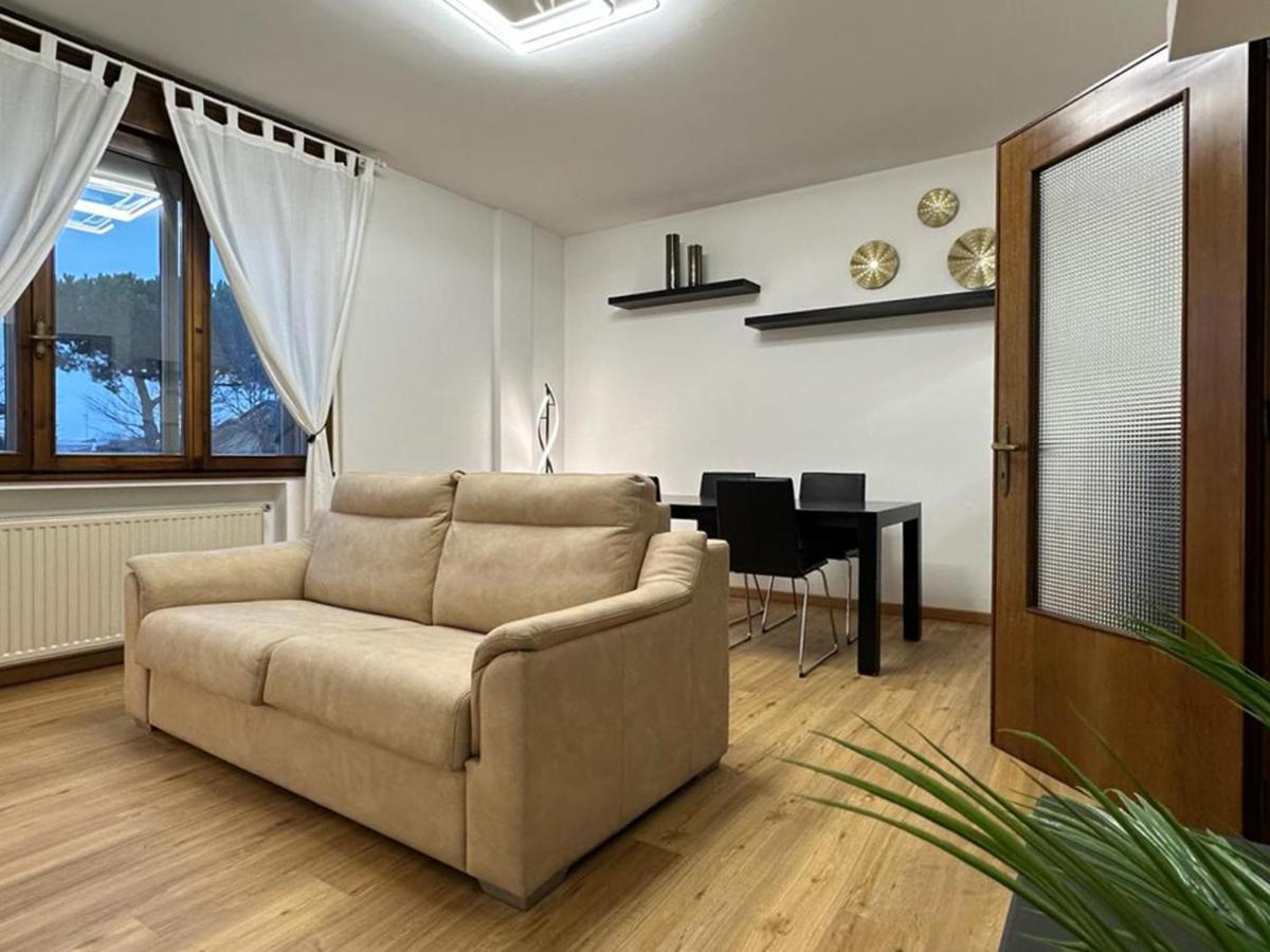 Due Carrare Business - Housity