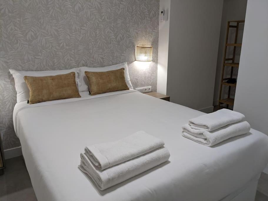 Fira 2 A 1min del Metro y Centro 15min - Housity