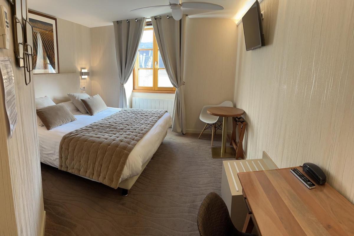 Logis Hôtel des Messageries - Housity