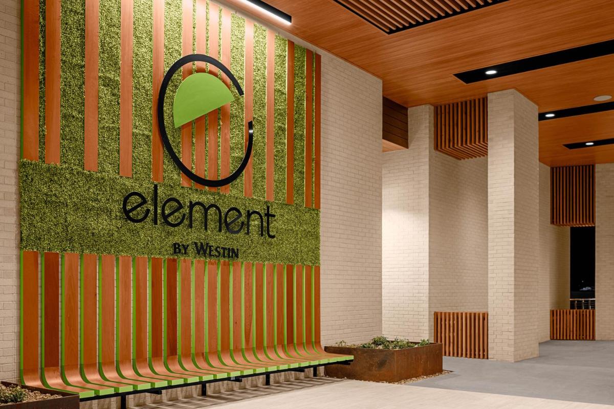 Element Nashville Vanderbilt West End - Housity