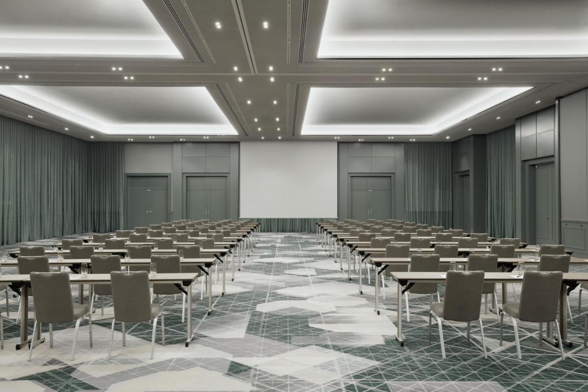 Der Geschäftsbereich oder Konferenzraum in der Unterkunft Berlin Marriott Hotel