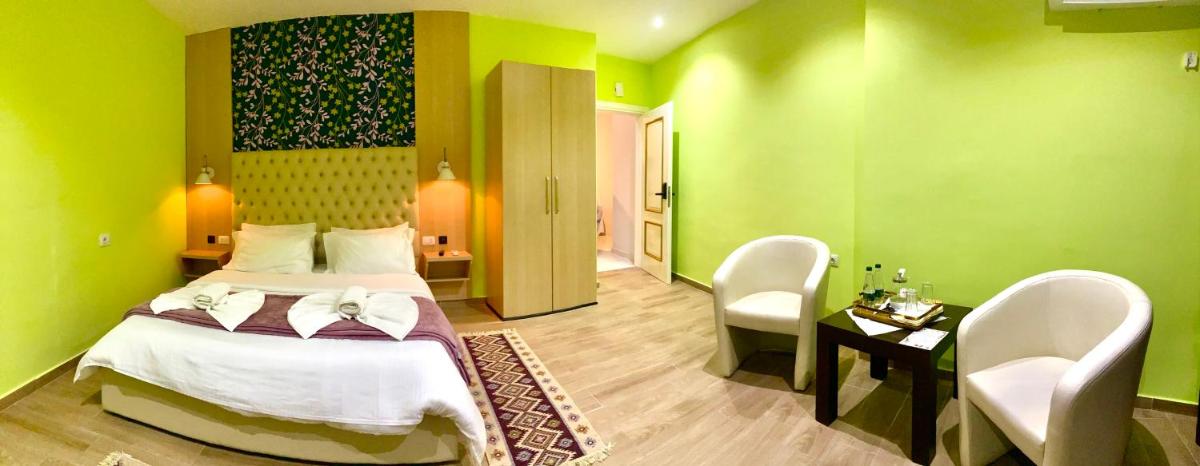 Pilo Lala Hotel - Housity