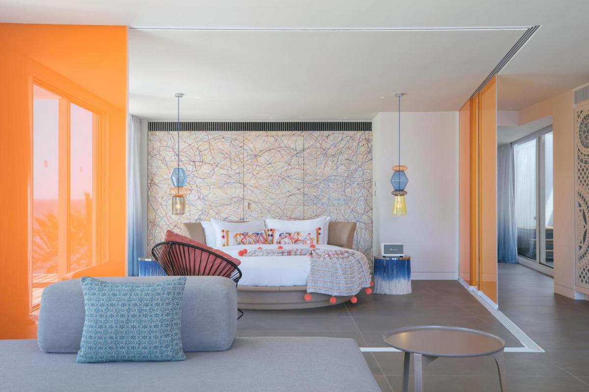 Cama o camas de una habitación en W Ibiza