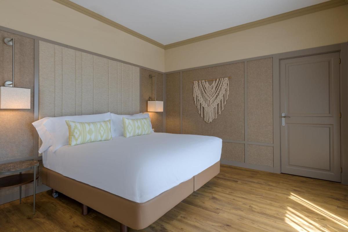 Cama o camas de una habitación en Hacienda Son Antem Golf Resort, Autograph Collection