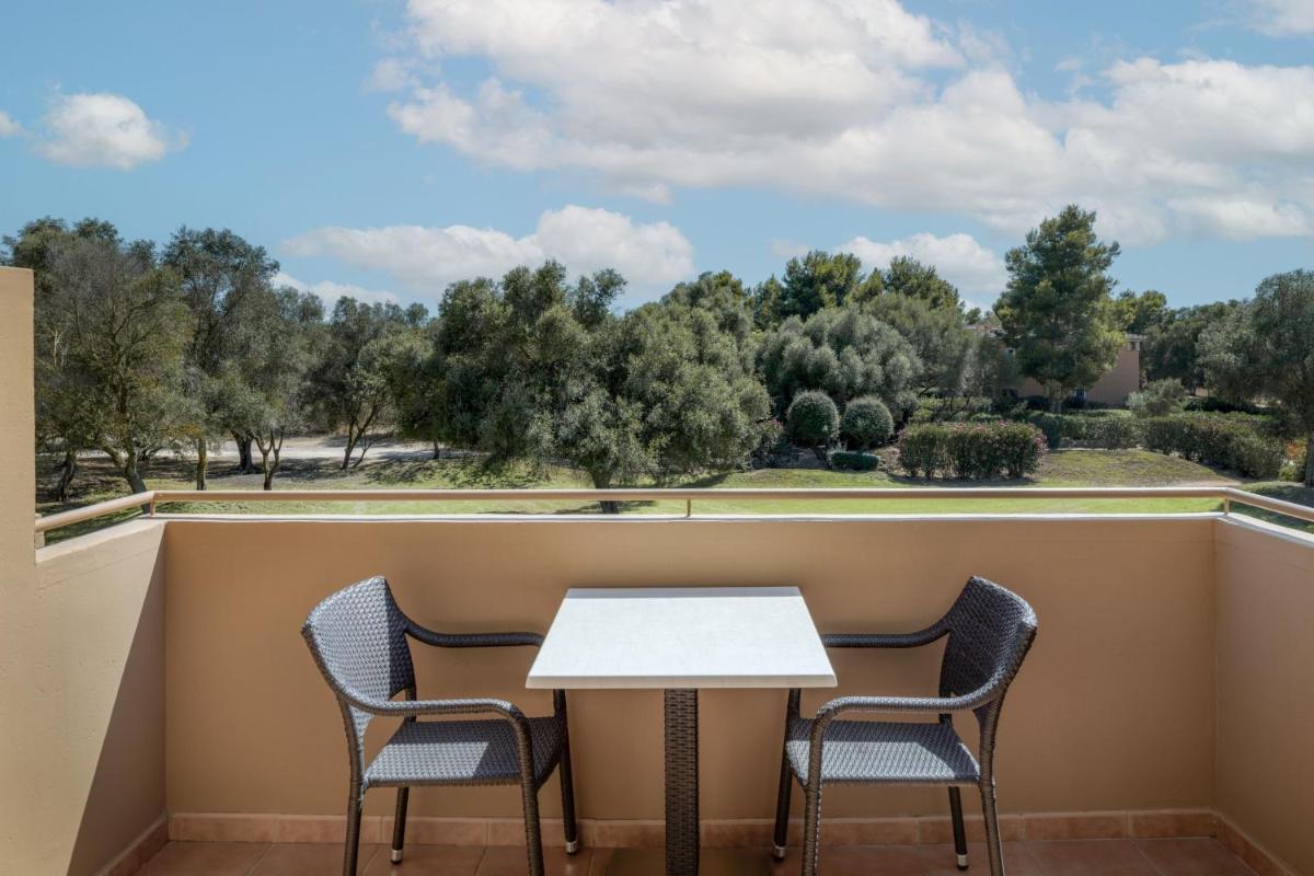 Un balcón o terraza de Hacienda Son Antem Golf Resort, Autograph Collection