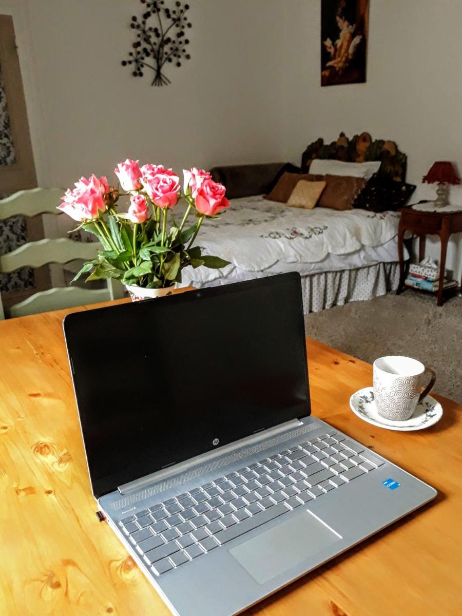 Les Hirondelles B&B - Housity