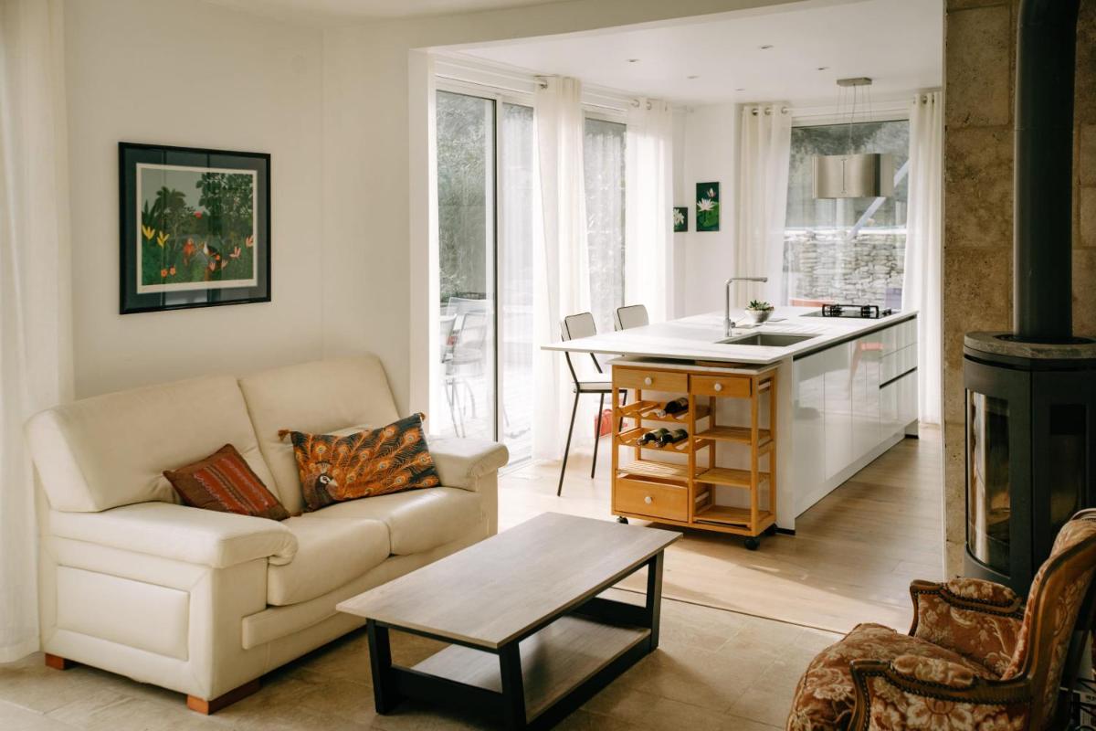 Suitetrails - Beautiful house in the heart of its pine forest - private pool