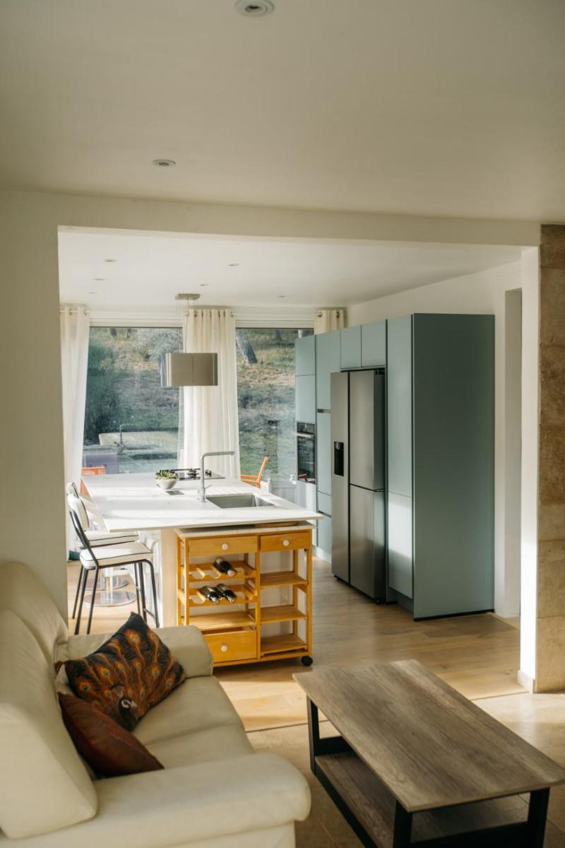 Suitetrails - Beautiful house in the heart of its pine forest - private pool