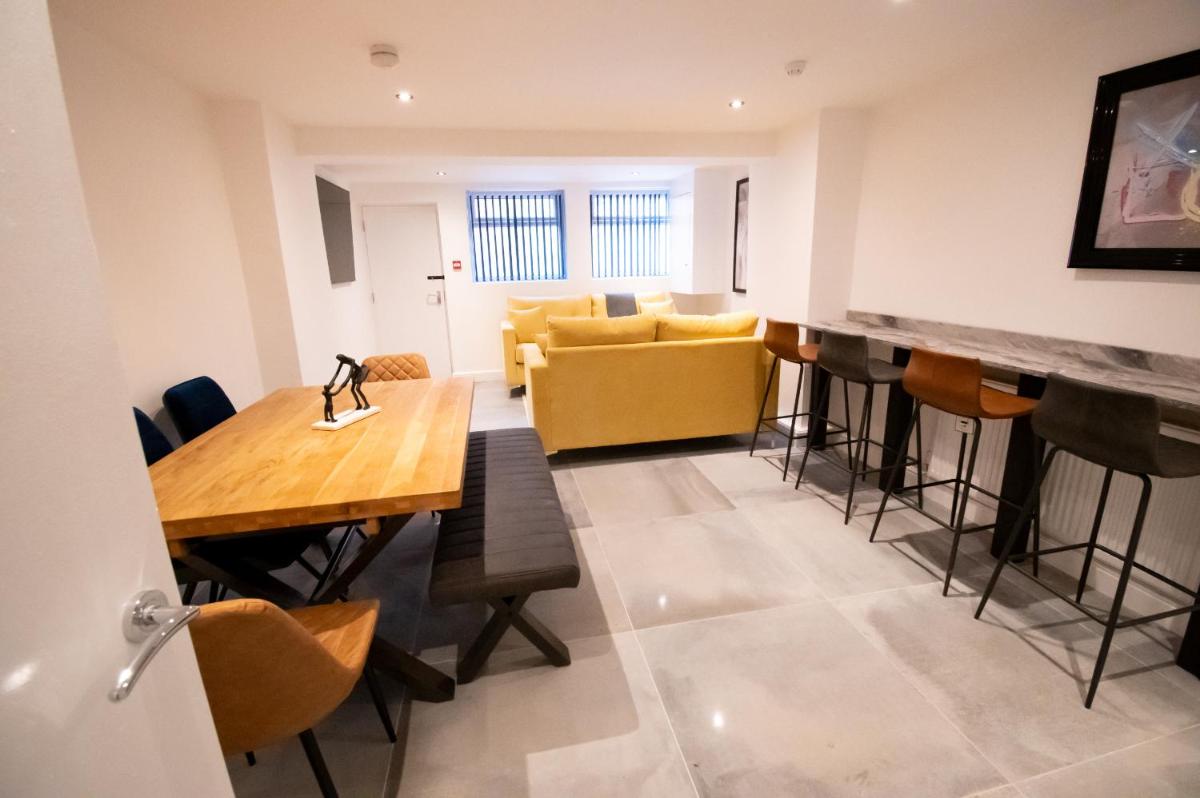 Winter Gardens Suites by Sasco - Housity