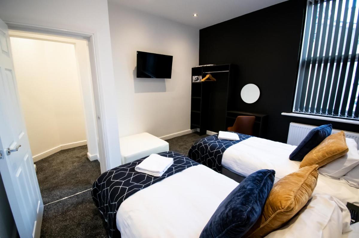 Winter Gardens Suites by Sasco - Housity
