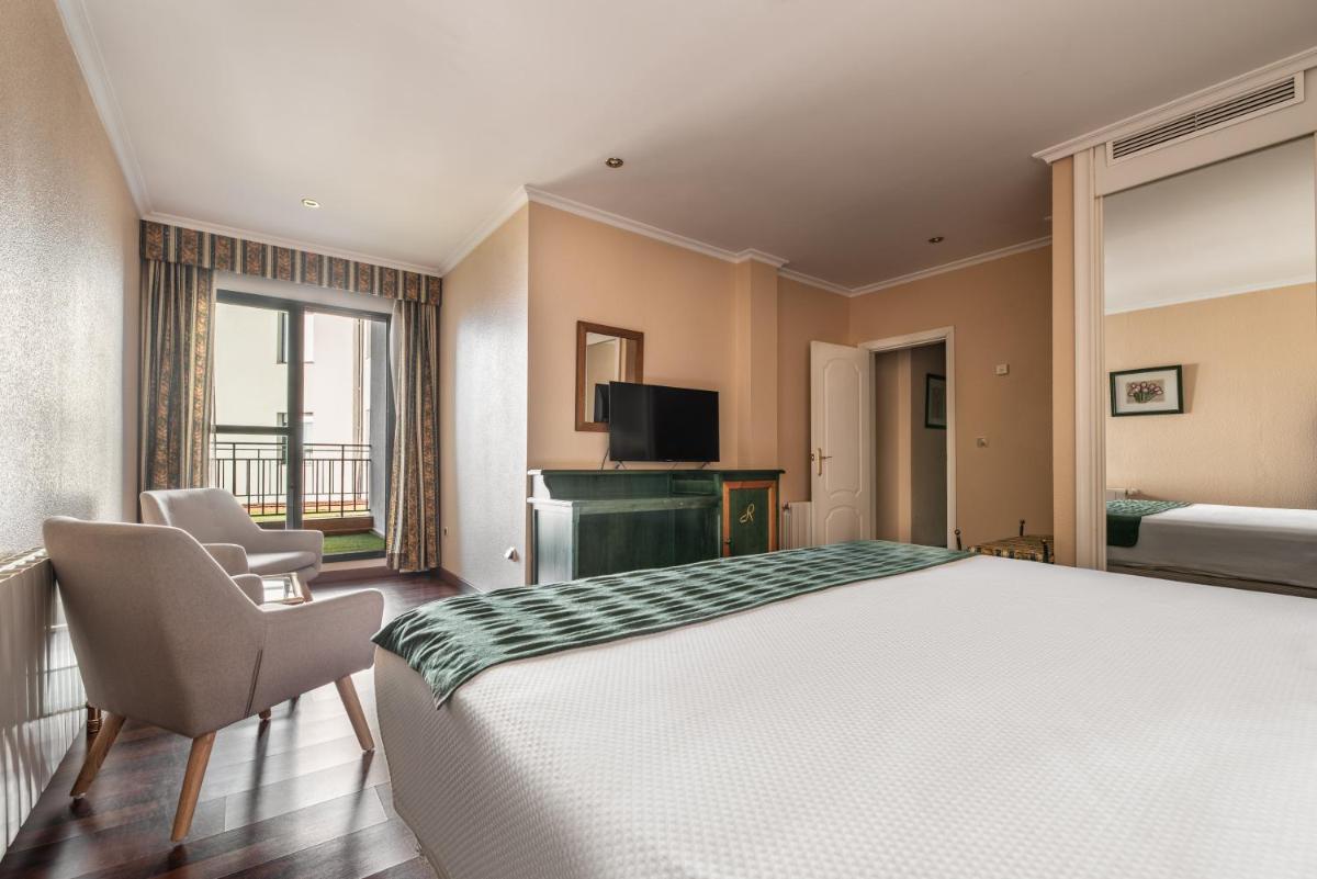 Hotel Rio Badajoz - Housity
