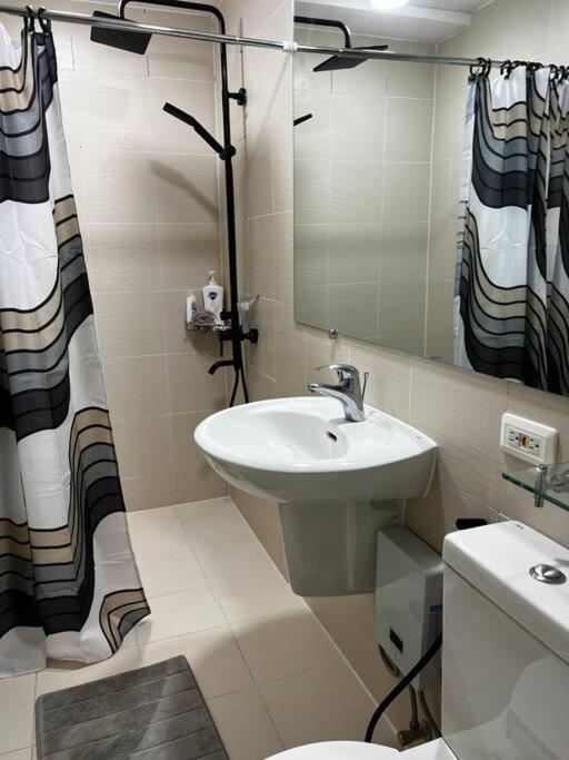 Haldis Suites - Housity