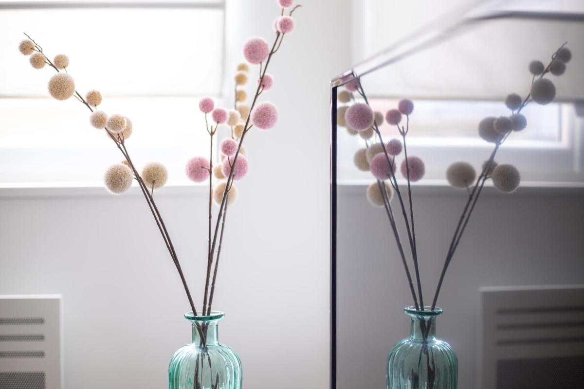 Appartamento Uno Avec Parking Privé Gratuit - Housity