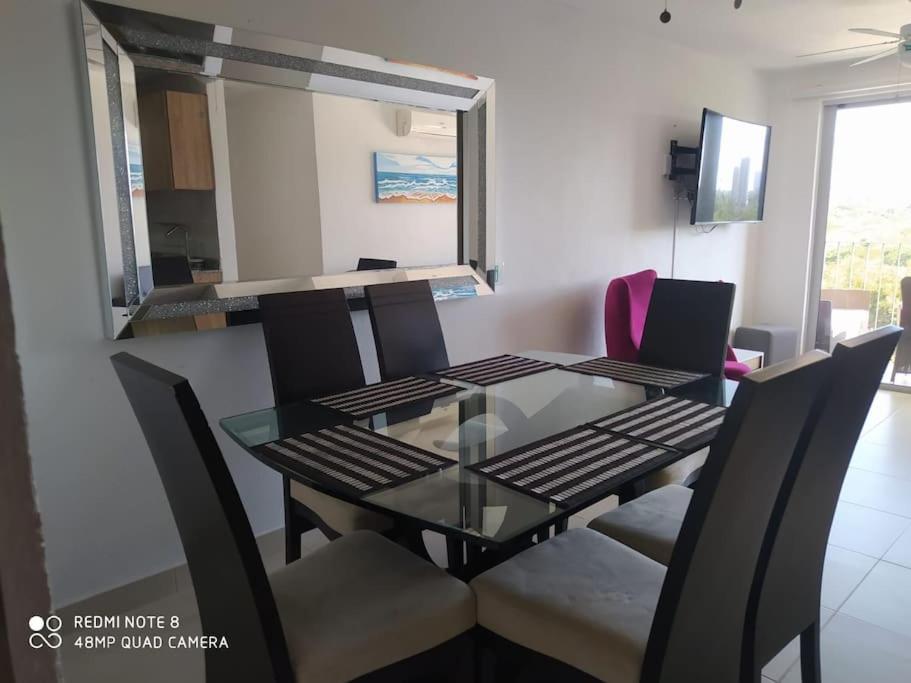 Condominio, Bello Horizonte Plaza, Santa Marta. - Housity