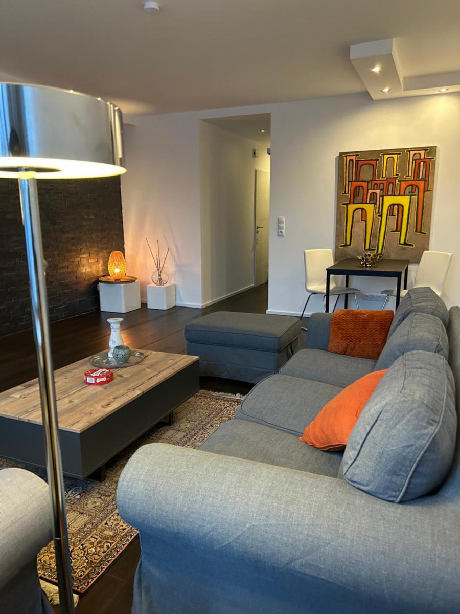 Wohlfühl-OASE mit XXL Balkon - Housity