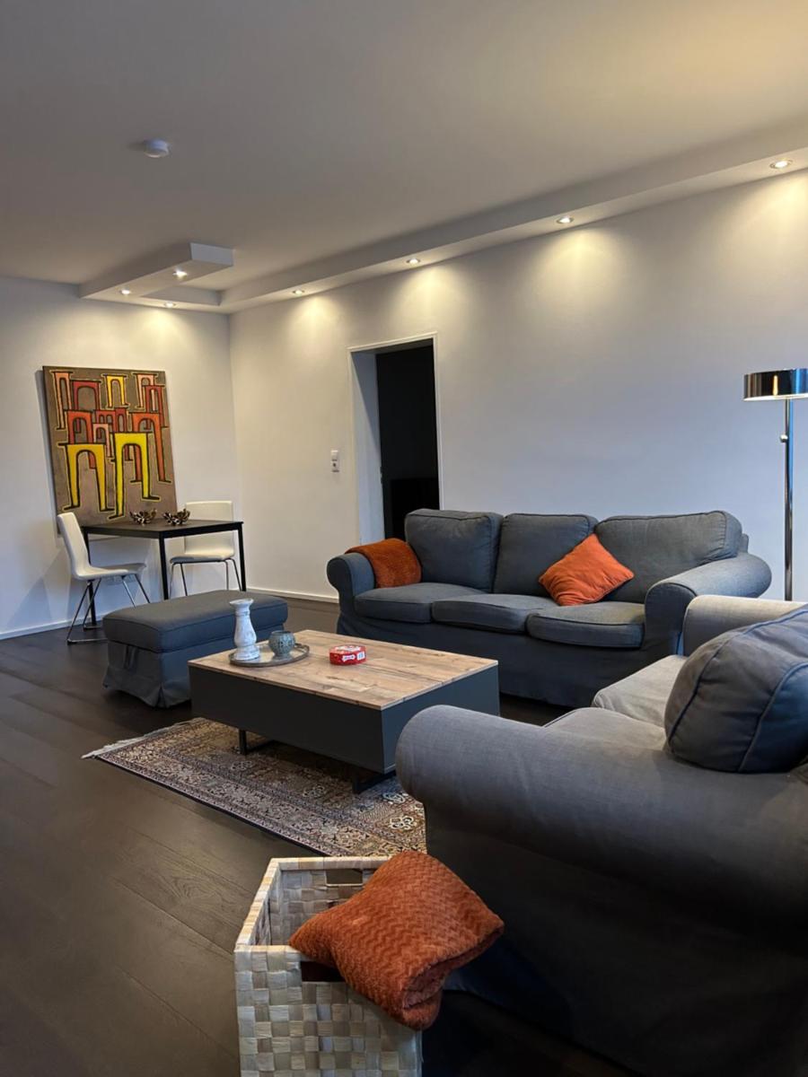 Wohlfühl-OASE mit XXL Balkon - Housity