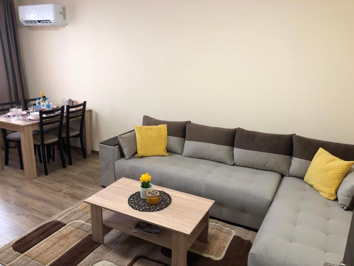 Luxury apartment 2 Free Underground Parking - Hizvo