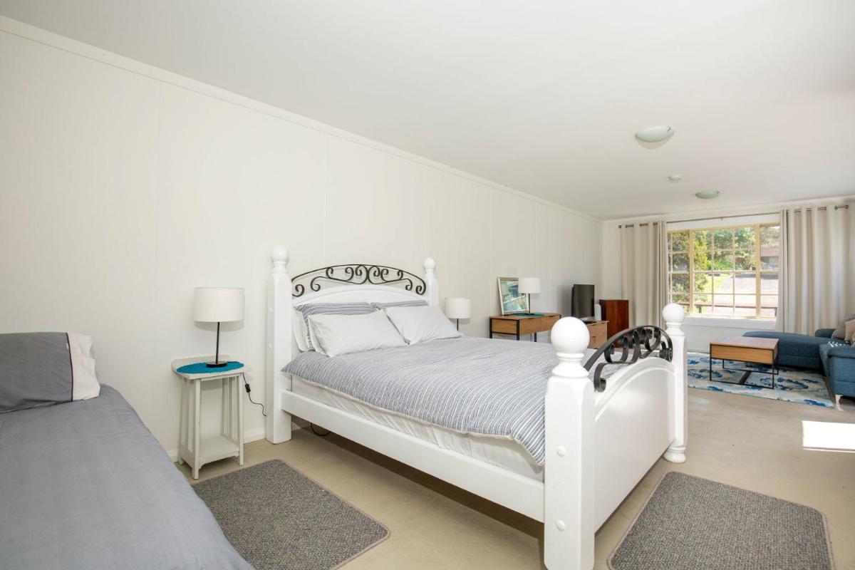Little Bimbi Pet Friendly Waterfront - Housity