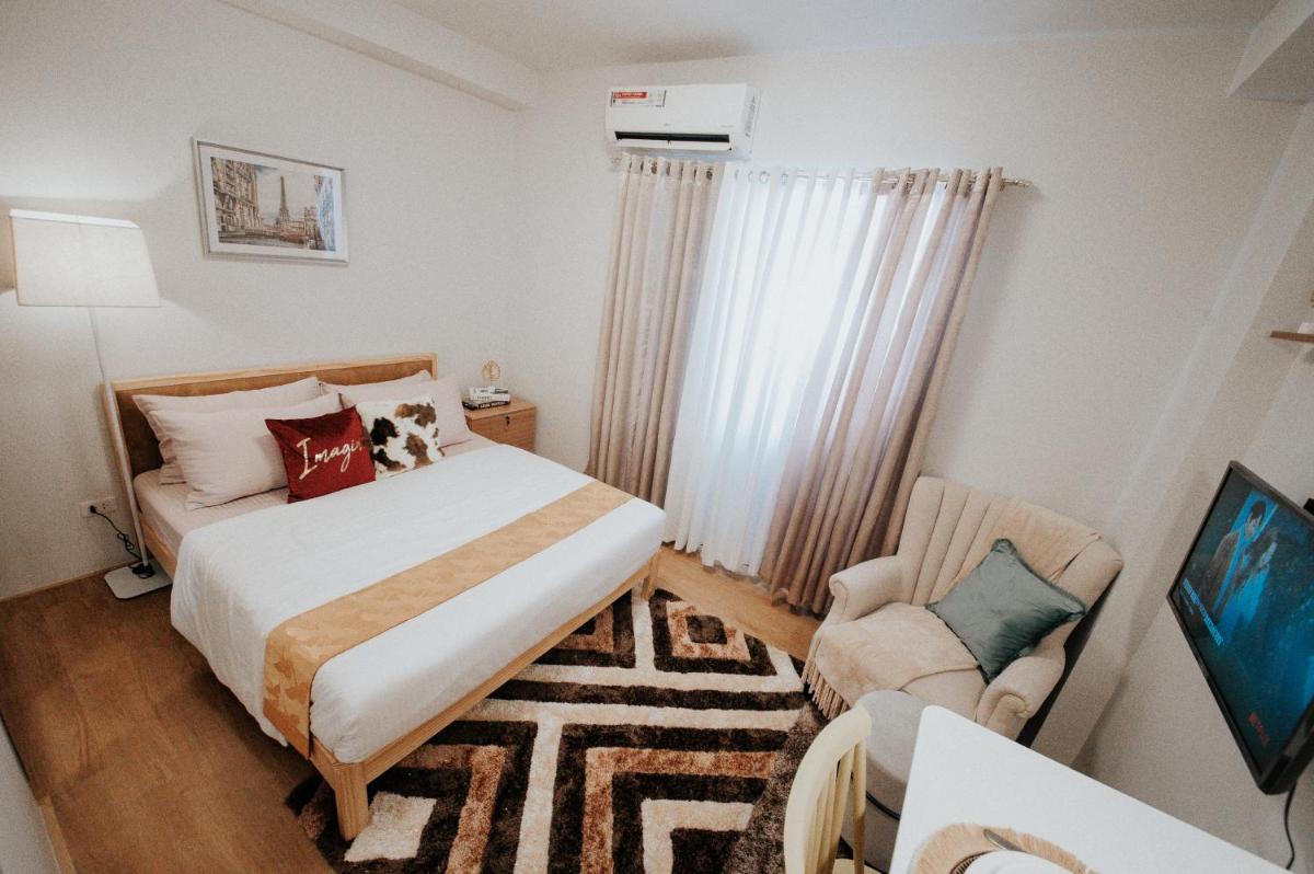 DC Condo Home @ Mesatierra Garden Residences - Housity