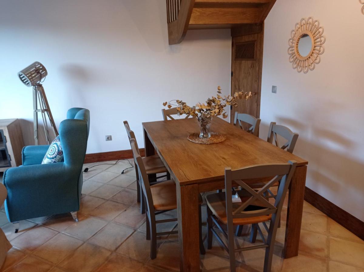 Casa con encanto en La Hayuela, situada a 5 min de Comillas - Housity