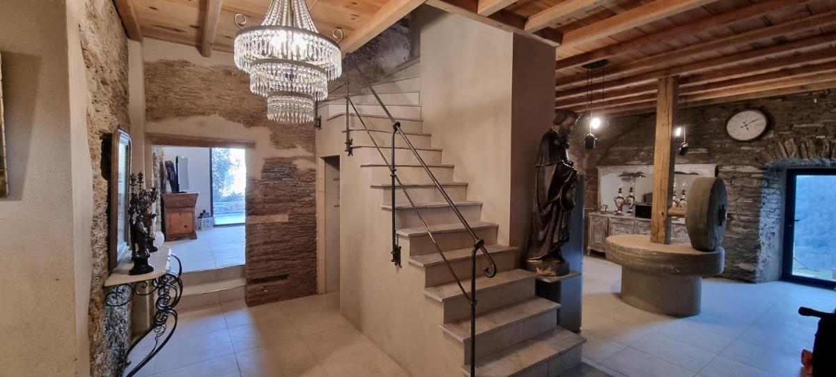 Domaine COLONNA SANTINI ,Chambre d hôtes Piscine, sauna, spa - Housity