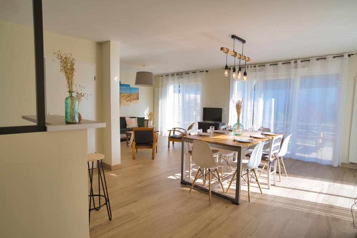 Sea, Surf and Sun - Housity