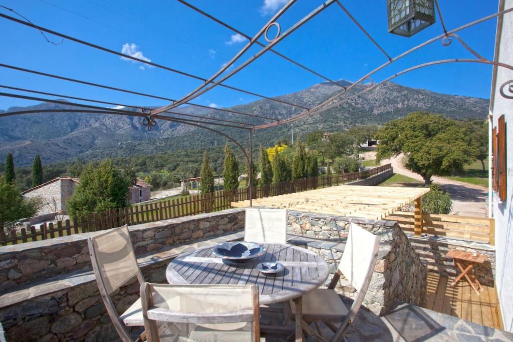 Le CAPU BIANCU-LOCATION AVEC VUE PROCHE DES GORGES DE L ASCO ENTRE MER ET MONTAGNE - Housity