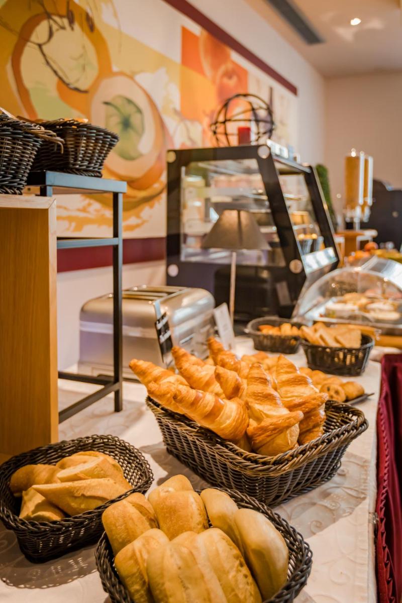 Nourriture dans l'hôtel ou à proximité