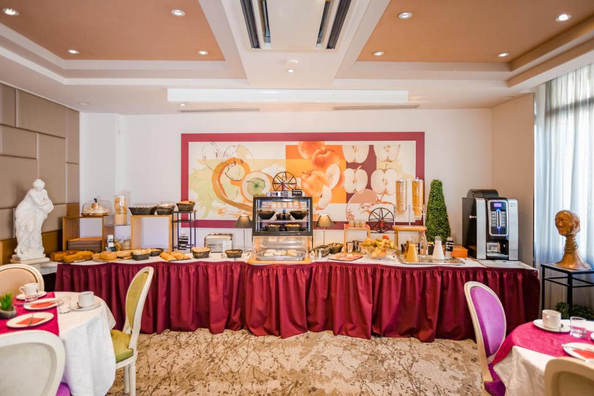 Nourriture dans l'hôtel ou à proximité