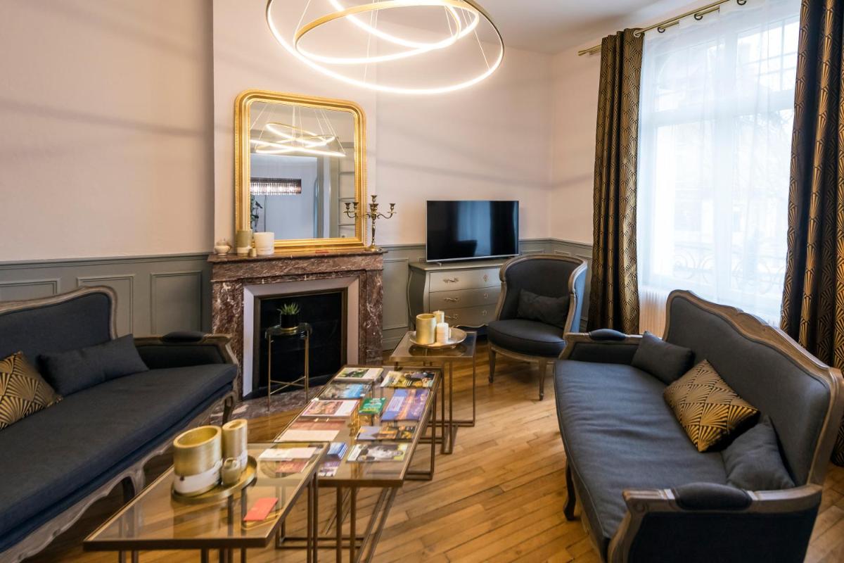 Suites Mana - La Perle des Isles , Superbe maison Art déco avec balnéothérapie - Housity