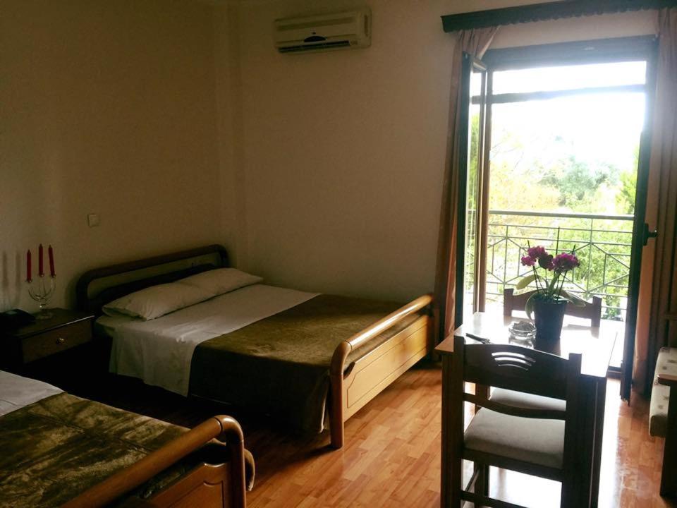 Ξενοδοχείο Μελίβοια-Hotel Melivoia - Housity