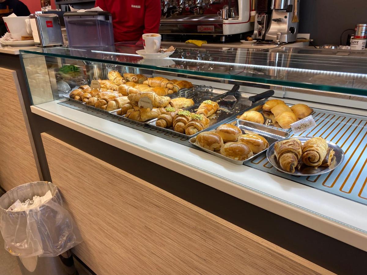 Central Home B&B - Housity