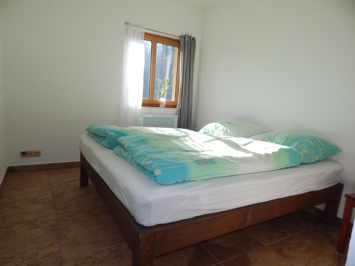 Penzion Jaro Žampach - Housity