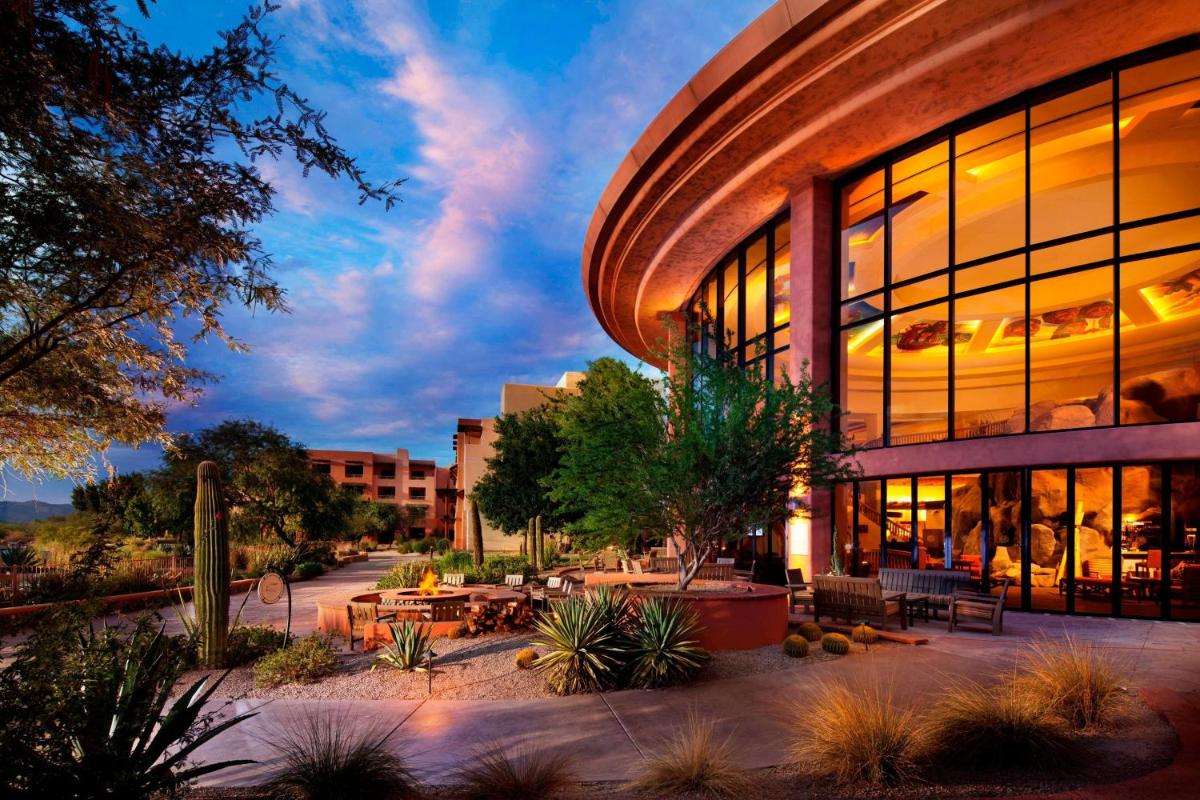 Sheraton Grand at Wild Horse Pass - Housity